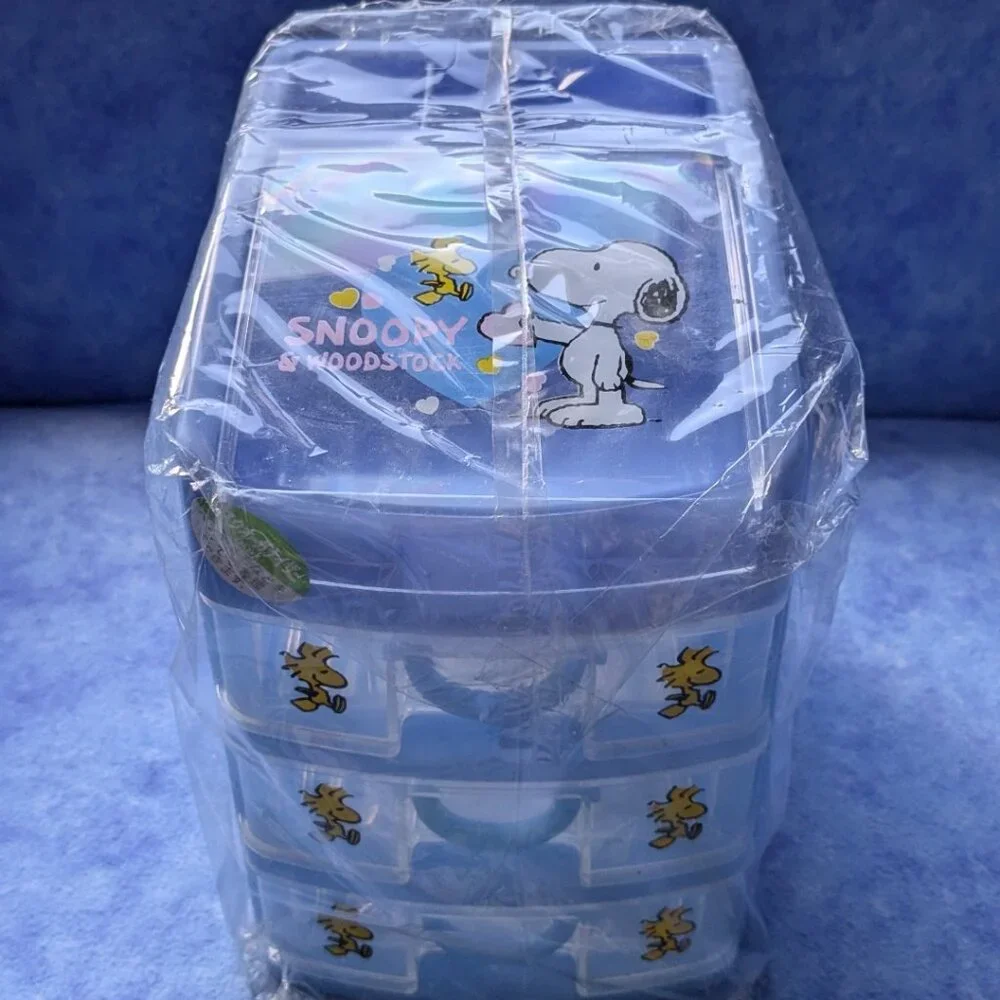 Snoopy & Woodstock Box with drawers